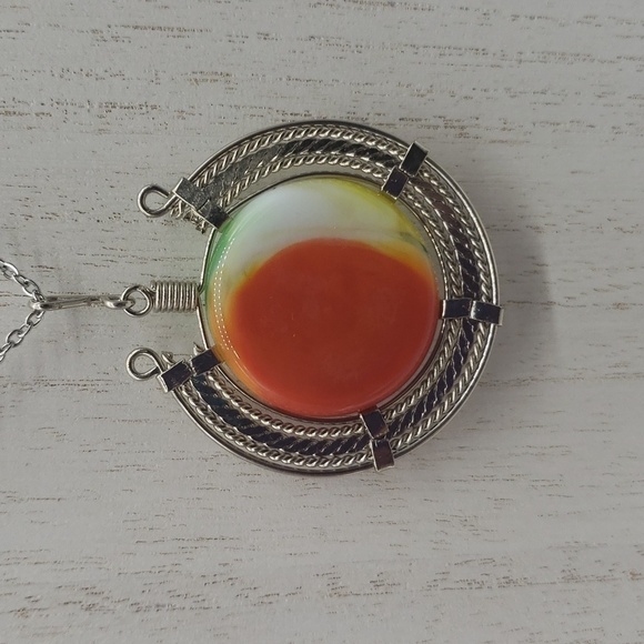 483- Multicolor Fused Glass Wire Wrapped Women's Pendant Necklace Handmade NWT - Picture 3 of 6
